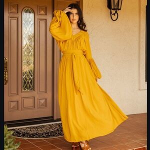Jennafer Grace elegant yellow dress